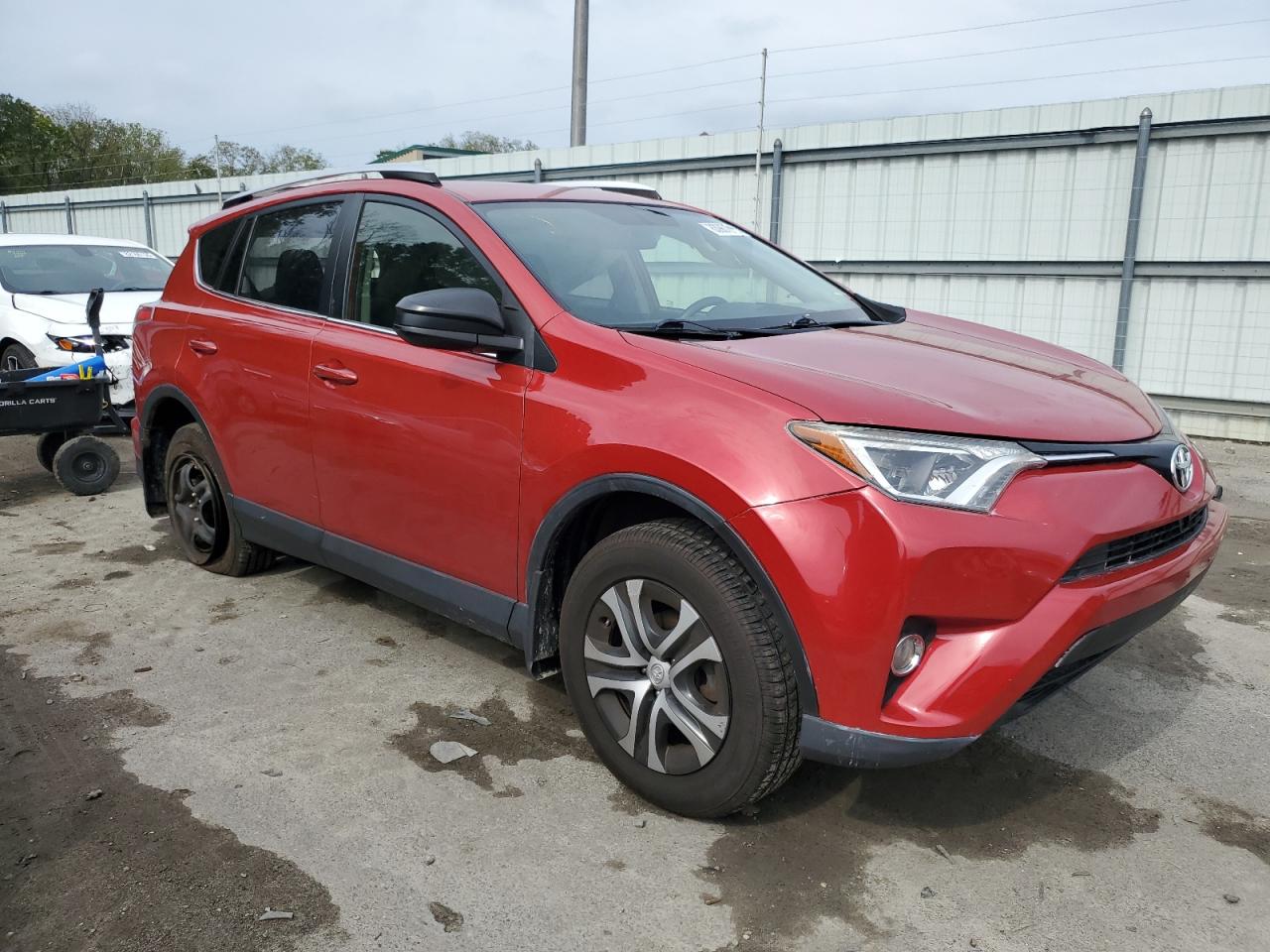 2016 TOYOTA RAV 4 — VIN JTMBFREV8GJ103798 — photo 4
